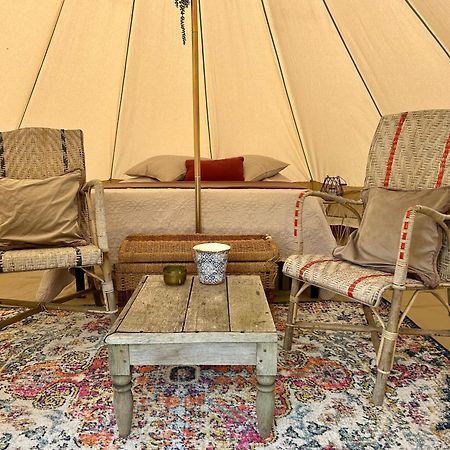 Chambre Au Jardin Tente De Charme Eguzon-Chantome Екстериор снимка
